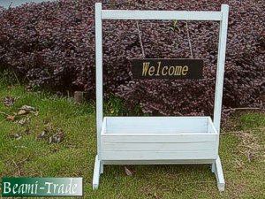 foto D�ev�n� b�l� truhl�k Welcome